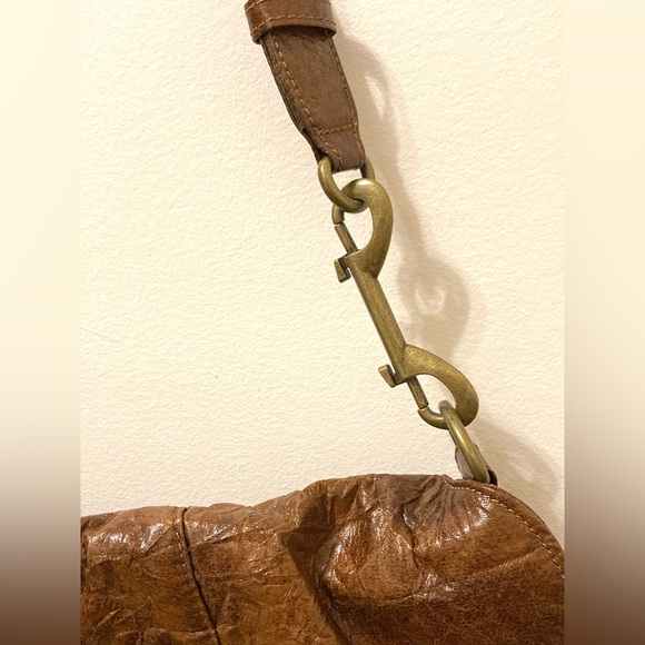 Matt & Nat large crossbody sling brown bag - Picture 3 of 9